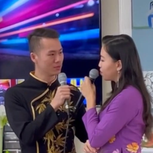 Folk Song “Hương Tóc Mạ Non”