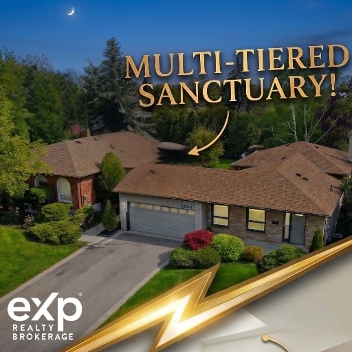 2504 Yarmouth Crescent Oakville - The Crescent's Ultimate Gem